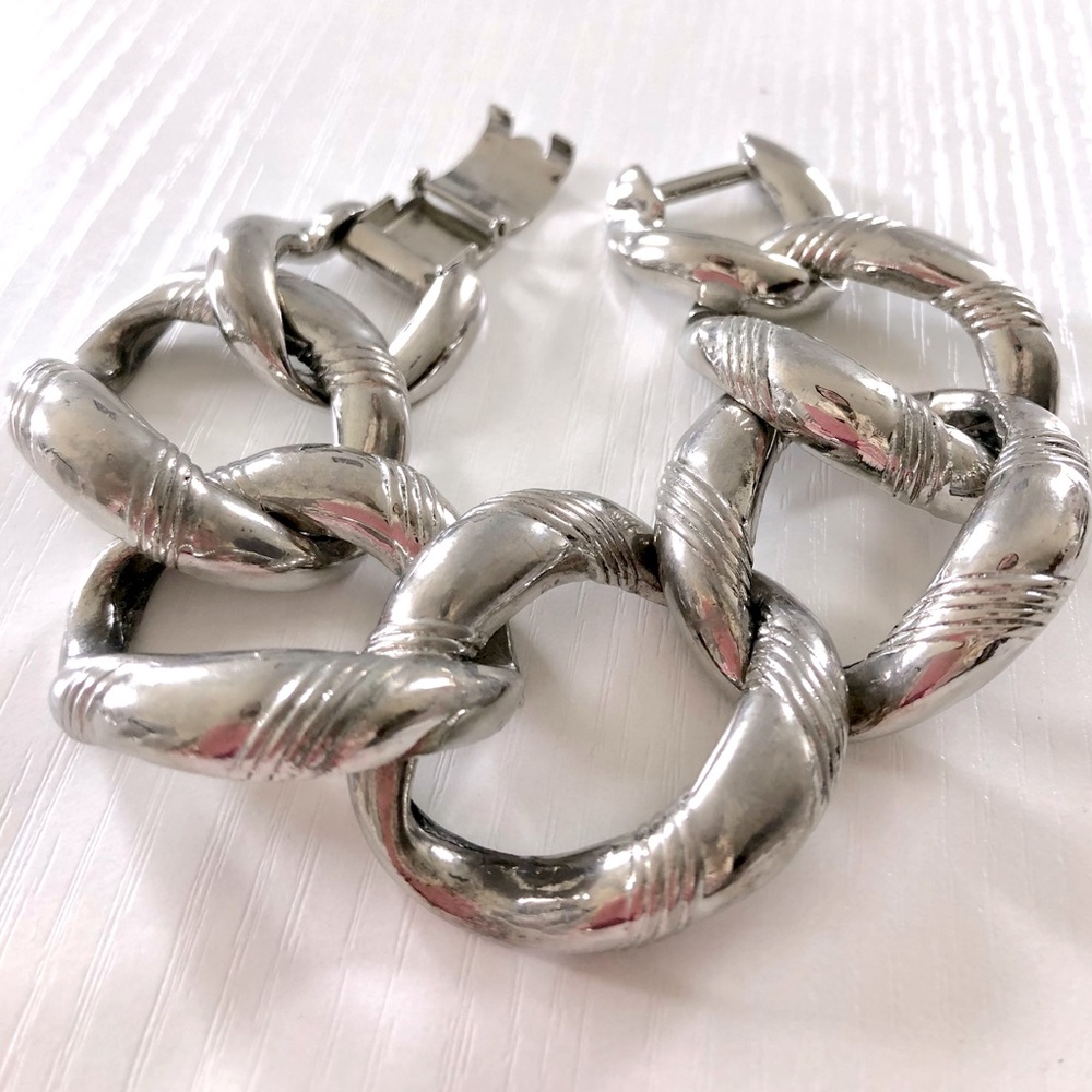 VTG 80’s HOST PICK❣️Silver chain Lg link bracelet